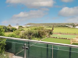 Beachview Apartment 1 - Cornwall - 1084330 - thumbnail photo 3