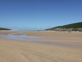 Beachview Apartment 1 - Cornwall - 1084330 - thumbnail photo 26