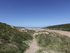 Beachview Apartment 8 - Cornwall - 1084767 - thumbnail photo 20