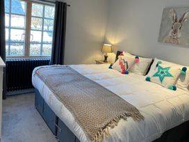 The Old Red Lion - Central England - 1085023 - thumbnail photo 37