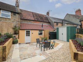 Holly Cottage - Somerset & Wiltshire - 1085597 - thumbnail photo 19