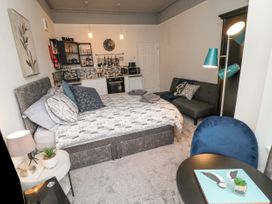 Studio 51 @ Tynemouth - Northumberland - 1085867 - thumbnail photo 10