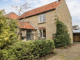 Barn Cottage - North Yorkshire (incl. Whitby) - 1085913 - thumbnail photo 1