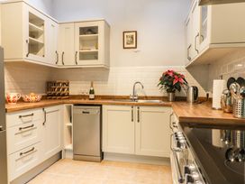 Barn Cottage - North Yorkshire (incl. Whitby) - 1085913 - thumbnail photo 9