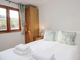 Low Dow Crag - Lake District - 1086009 - thumbnail photo 20