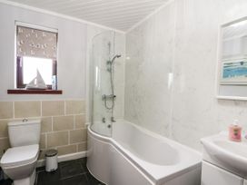 Ailsa Cottage - Scottish Highlands - 1086502 - thumbnail photo 16
