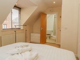 42 Tannery Mews - North Yorkshire (incl. Whitby) - 1086985 - thumbnail photo 14