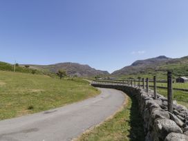 Llethr - Shepherds Hut - North Wales - 1087770 - thumbnail photo 30