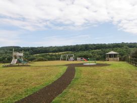 Harcombe House Bungalow 2 - Devon - 1088113 - thumbnail photo 33