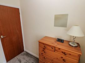 13 Lyndhurst Avenue - South Wales - 1088143 - thumbnail photo 13