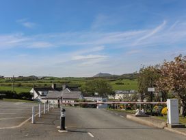 The Farmhouse - North Wales - 1088904 - thumbnail photo 48