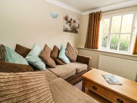 Blacksmiths Retreat, 50 Holgate Road - North Yorkshire (incl. Whitby) - 1088963 - thumbnail photo 6