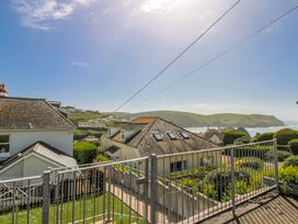 A view of houses and ocean at Eddystone in Hope Cove