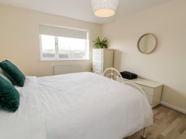 Stayanglesey - Anglesey - 1089398 - thumbnail photo 20