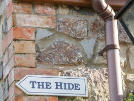The Hide - Somerset & Wiltshire - 1089592 - thumbnail photo 4