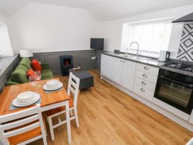 Star Cottage - South Wales - 1089842 - thumbnail photo 5