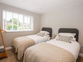 Daisy Tree Cottage - Lincolnshire - 1089972 - thumbnail photo 17