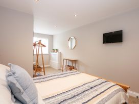 Daisy Tree Cottage - Lincolnshire - 1089972 - thumbnail photo 27