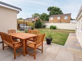 Daisy Tree Cottage - Lincolnshire - 1089972 - thumbnail photo 33