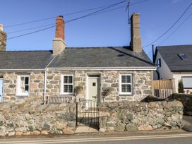 Bwthyn Cerrig Man (Pebble Cottage) - North Wales - 1090600 - thumbnail photo 1