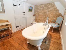 Holly Cottage - Cotswolds - 1091201 - thumbnail photo 27