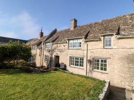 Holly Cottage - Cotswolds - 1091201 - thumbnail photo 1