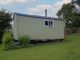 Aston - Shepherd Hut - Shropshire - 1091830 - thumbnail photo 1