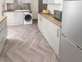 5 Pontardulais Road - South Wales - 1091900 - thumbnail photo 8