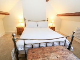 Whittington House - Cotswolds - 1092217 - thumbnail photo 37