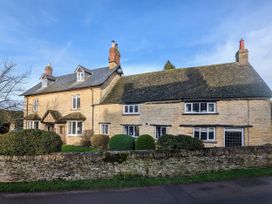 Whittington House - Cotswolds - 1092217 - thumbnail photo 1