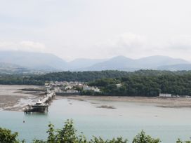 On the Straits - Anglesey - 1092366 - thumbnail photo 29