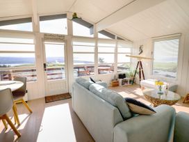 Stargazing - North Wales - 1092484 - thumbnail photo 4