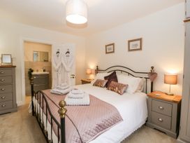 Beau Cottage - Cotswolds - 1093265 - thumbnail photo 15
