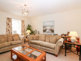 Main Street - Scottish Lowlands - 1093677 - thumbnail photo 3