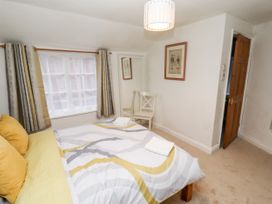 5A Waterfall Way -  - 1093806 - thumbnail photo 14