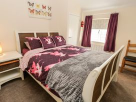 North Terrace - North Yorkshire (incl. Whitby) - 1094265 - thumbnail photo 9