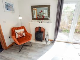 Angel's Retreat - Lincolnshire - 1094394 - thumbnail photo 6