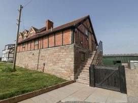 Lower Venn Granary Apartment 2 - Herefordshire - 1094507 - thumbnail photo 2