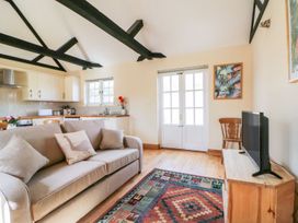 White Hart Stables - Kent & Sussex - 1094693 - thumbnail photo 4