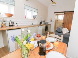 Dryslwyn Cottage - South Wales - 1094697 - thumbnail photo 10