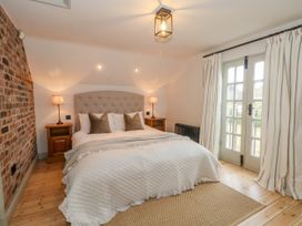 The Coach House - North Wales - 1094850 - thumbnail photo 12