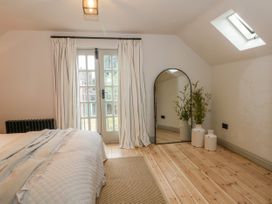 The Coach House - North Wales - 1094850 - thumbnail photo 14