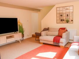 Coach House at Old Vicarage - Shropshire - 1095095 - thumbnail photo 6