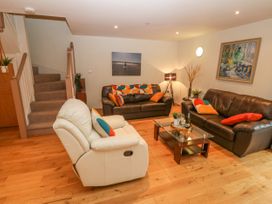 Barn End, 9 Stad Clynnog - Anglesey - 1095237 - thumbnail photo 3