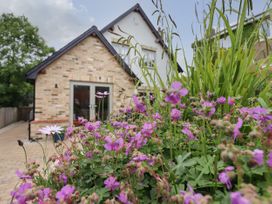 Fern Cottage - Central England - 1095328 - thumbnail photo 44