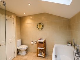 The Garden Suite at Fiddler Hall Barn - Lake District - 1095813 - thumbnail photo 12