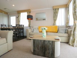 Trewan Lodge - Anglesey - 1096026 - thumbnail photo 6
