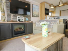 Trewan Lodge - Anglesey - 1096026 - thumbnail photo 2