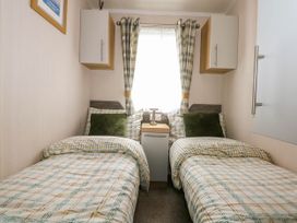Trewan Lodge - Anglesey - 1096026 - thumbnail photo 21