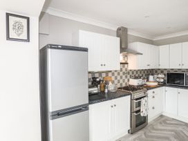 3 Tai Newydd - Anglesey - 1096650 - thumbnail photo 13